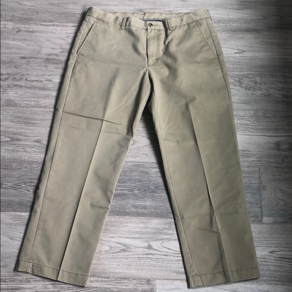 Roundtree & York’s khaki pants - size 38x30